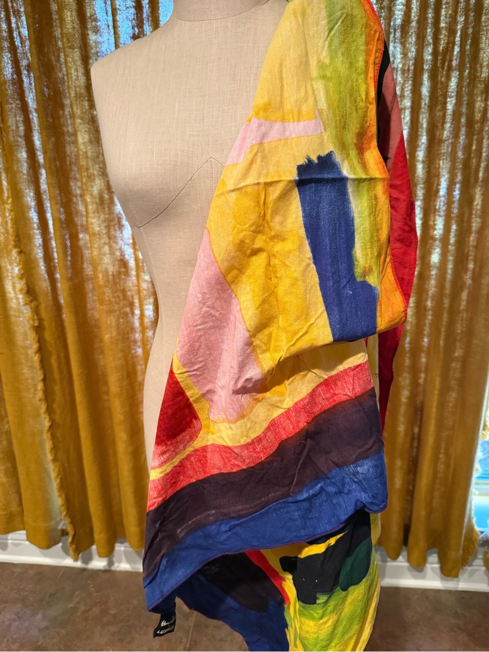 Vibrant Multicolor Abstract Wrap - Picture 2 of 3